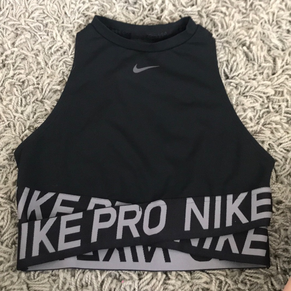 Nike Pro High Neck Sports Bra